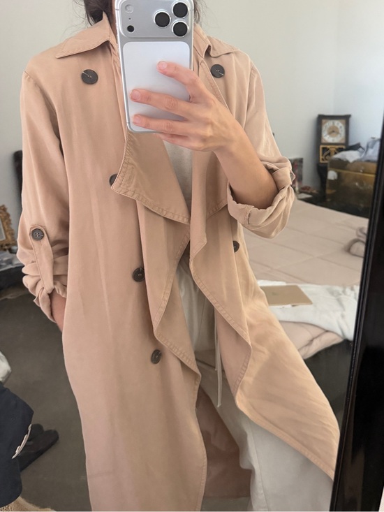 Forever 21 Jackets & Blazers - Forever 21 Classic Women's Long Trench Coat in Beige
